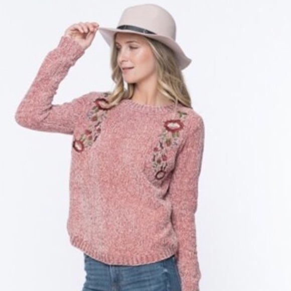 🎉CLEARANCE🎉 Rose Embroidered Chenille Sweater - Picture 6 of 7